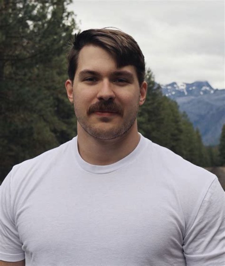 
Dakota Alan Norris Height, Weight, Net Worth, Age, Birthday, Wikipedia, Who, Nationality, Biography 